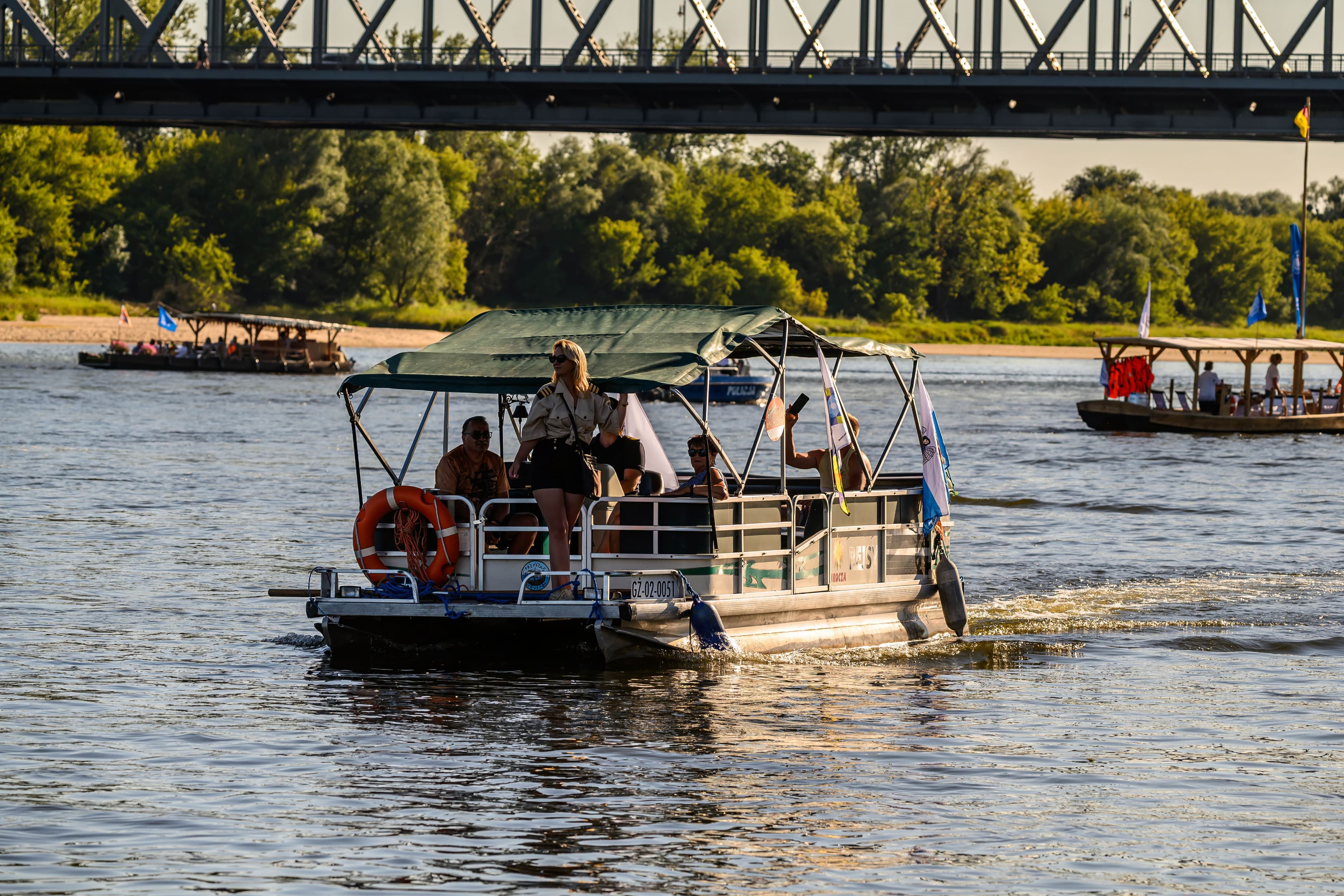 Pontoon